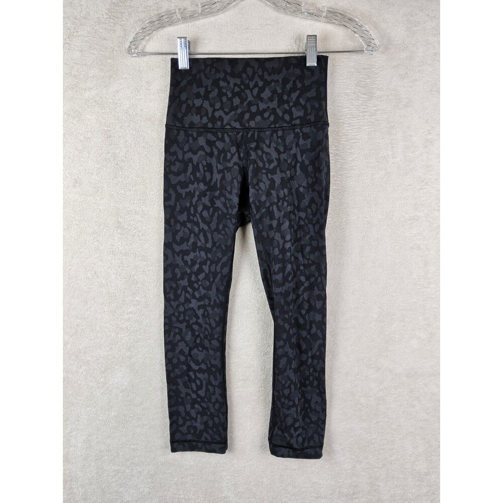 Lululemon Women’s Wunder Under High Rise Cropped Athletic Leggings Size 2